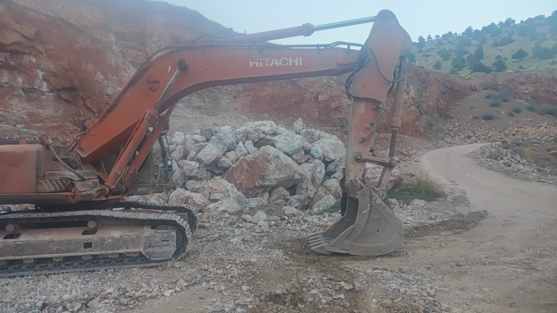 Gökdaş Beton taş ocağı
